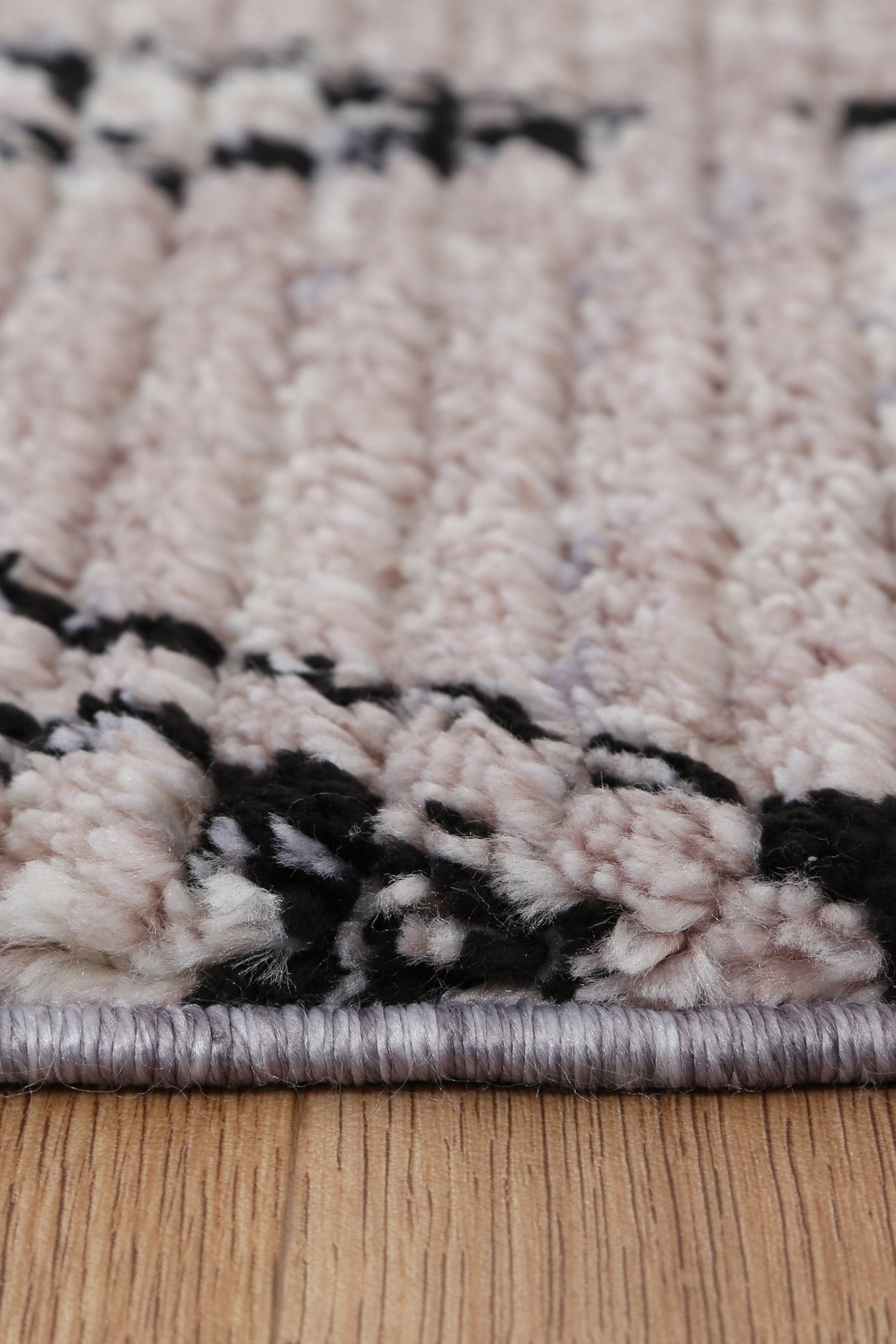 Montara Tribal Diamond Ash Rug (Morocco)