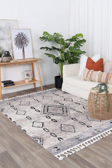 Montara Tribal Diamond Ash Rug (Morocco)