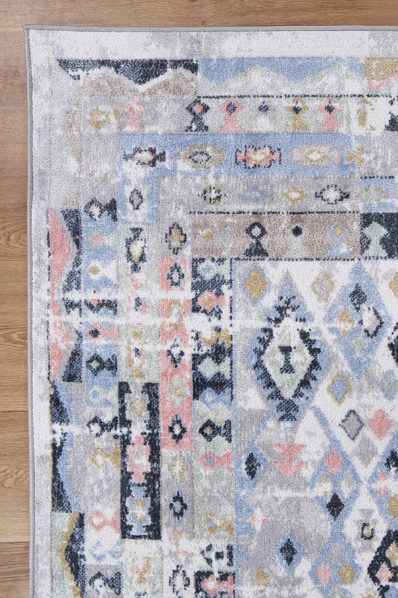 Palletto Colombo Multi Tribal Soft Rug