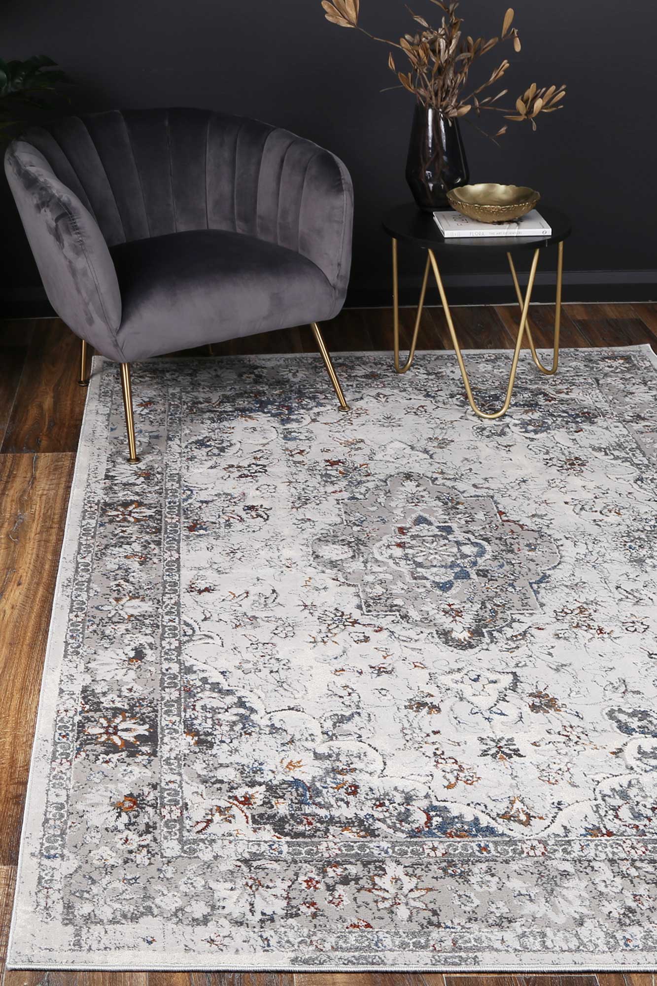 Motifera Ava Ivory & Blue Traditional Rug