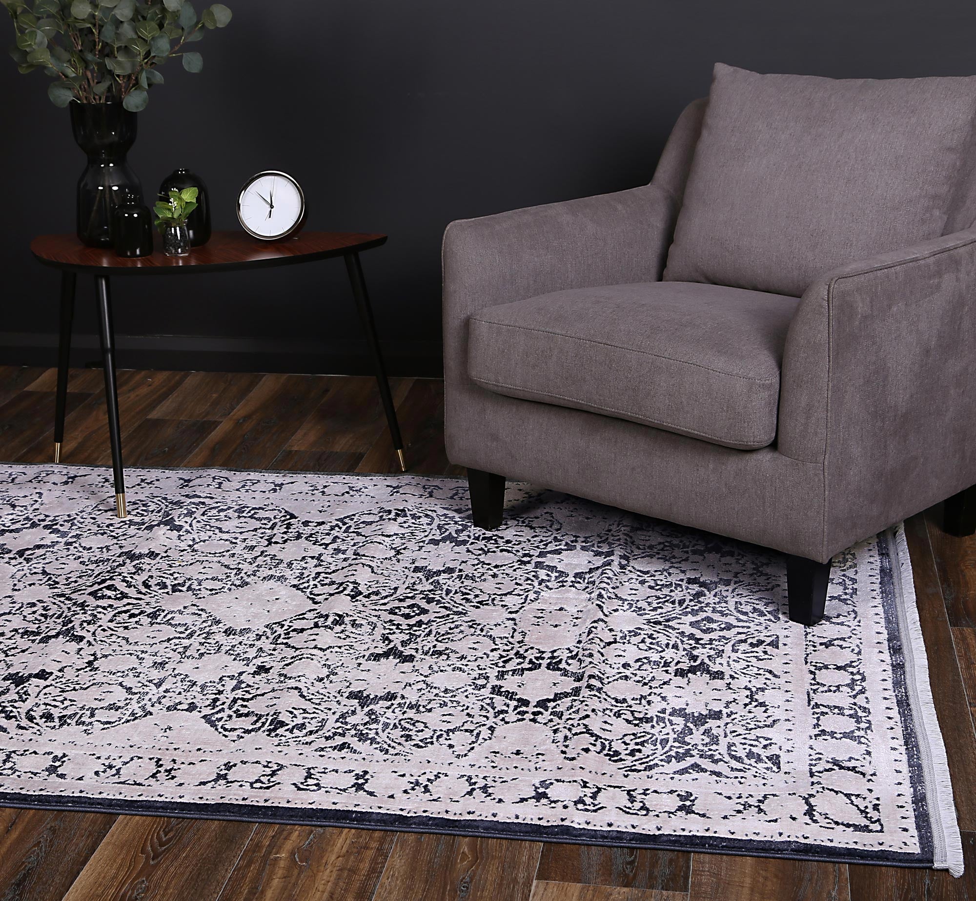 Alderra Rossini Navy Traditional Rug