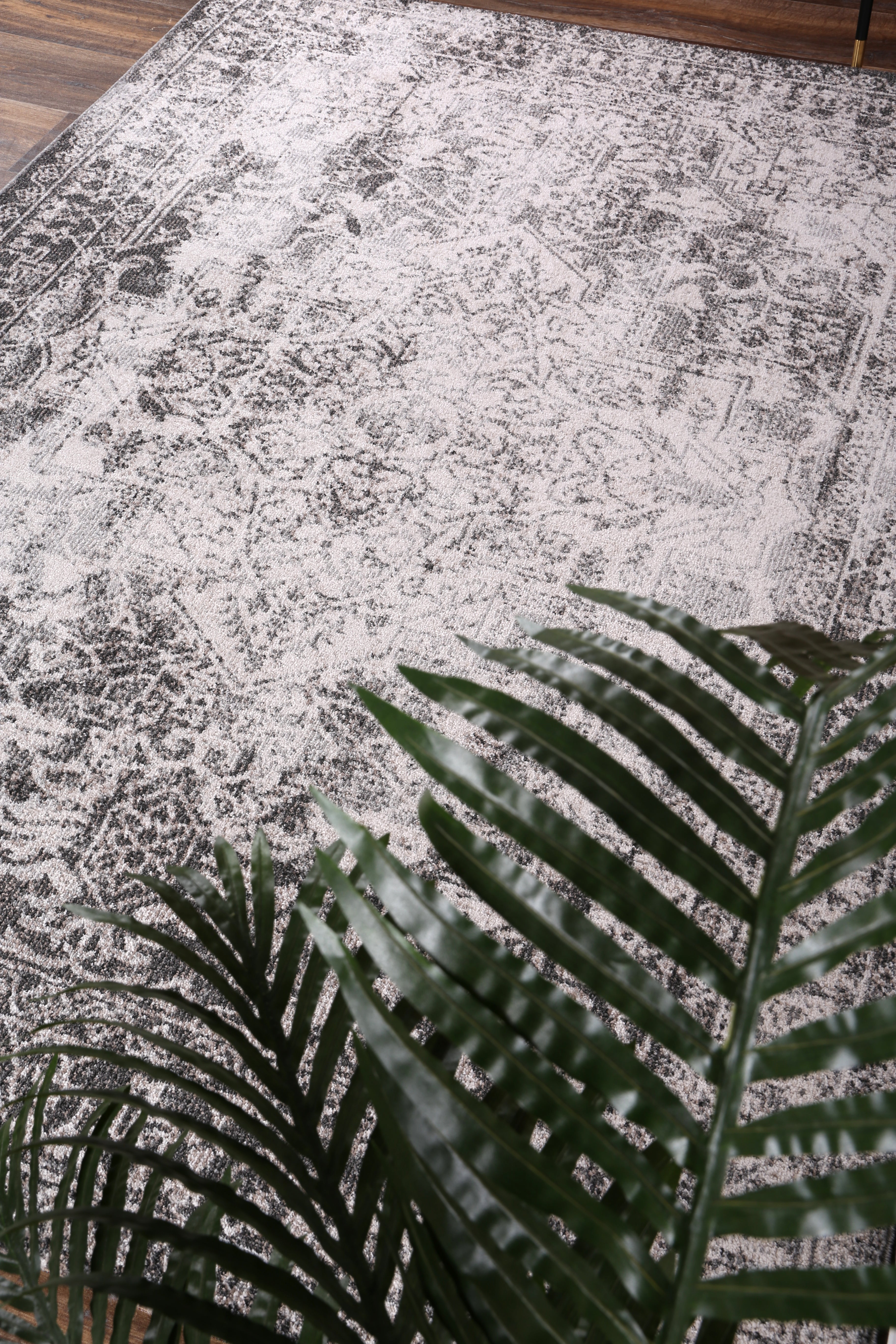 Glenmere Carine Ivory & Grey Transitional Rug