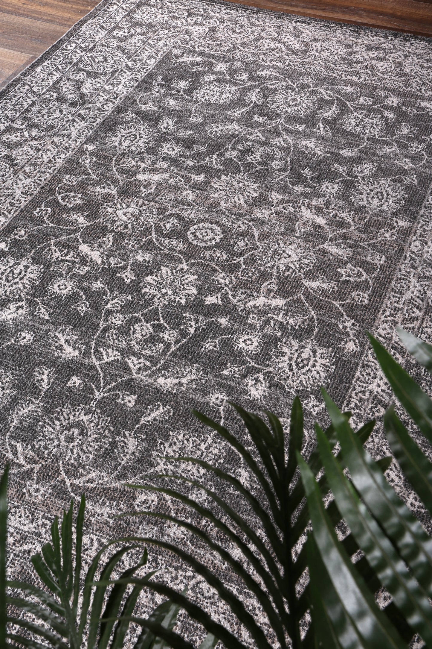 Glenmere Dorian Grey Transitional Rug