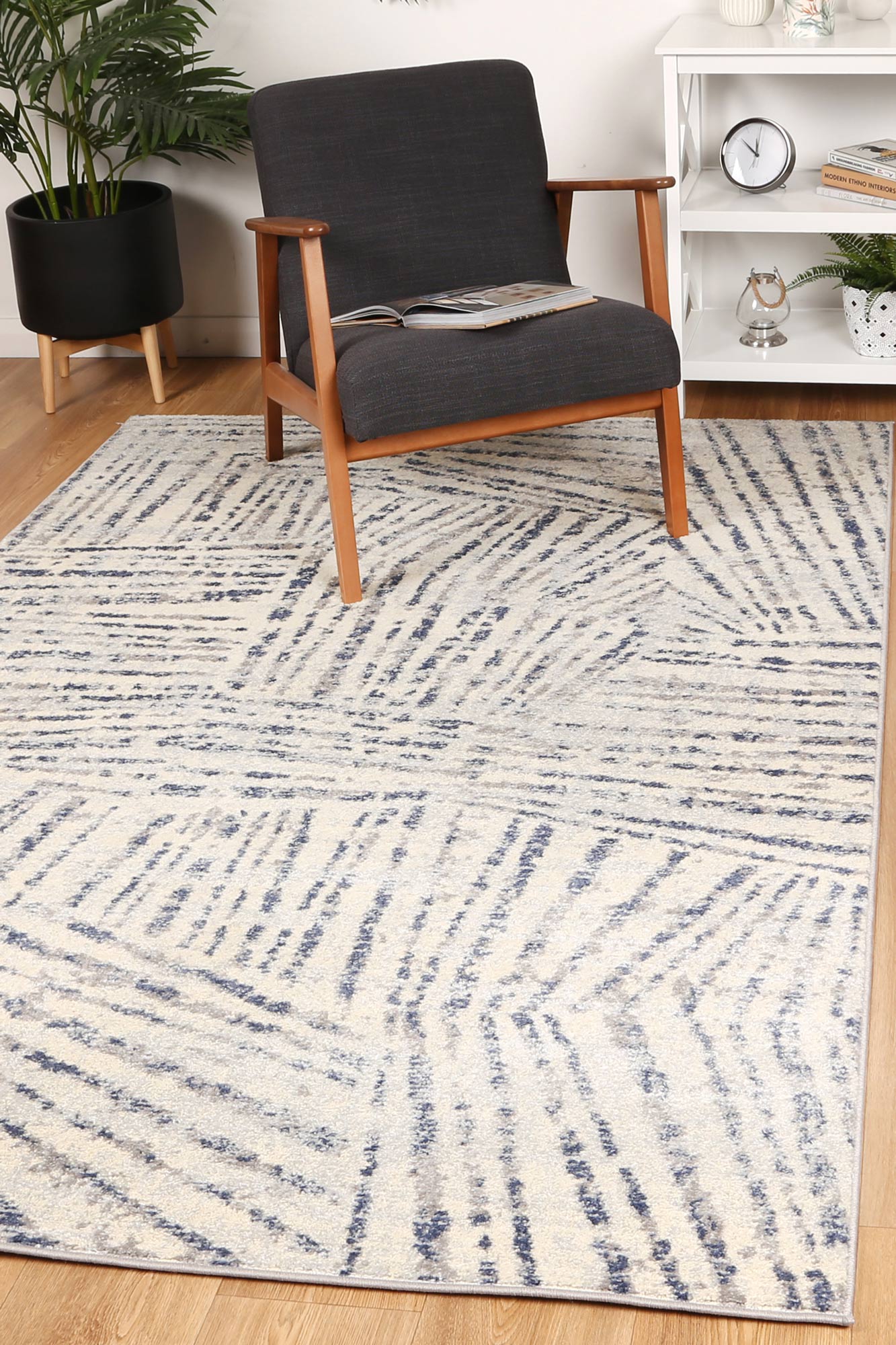 Roselle Ferraro Ivory & Blue Geometric Rug