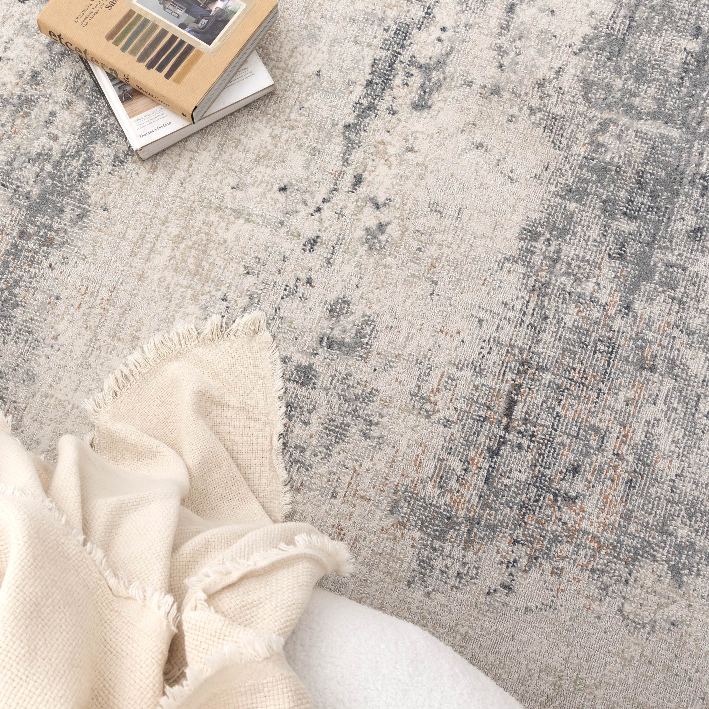 Solstice Distressed Splash Beige Blue Rug TOS5