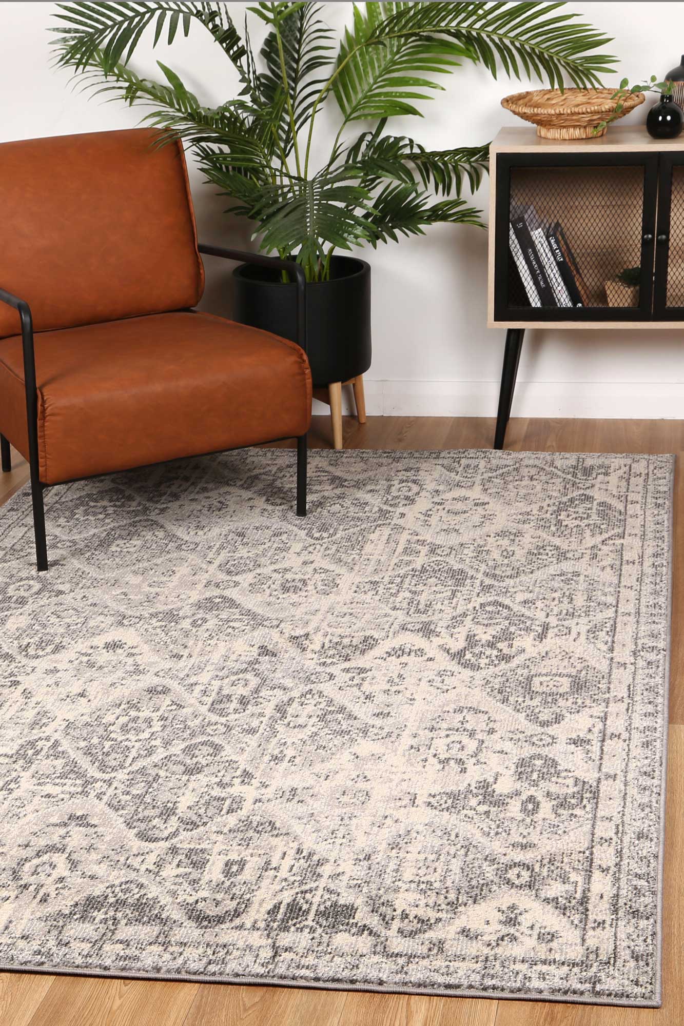 Zeyra Diamond Grey & Cream Transitional Rug
