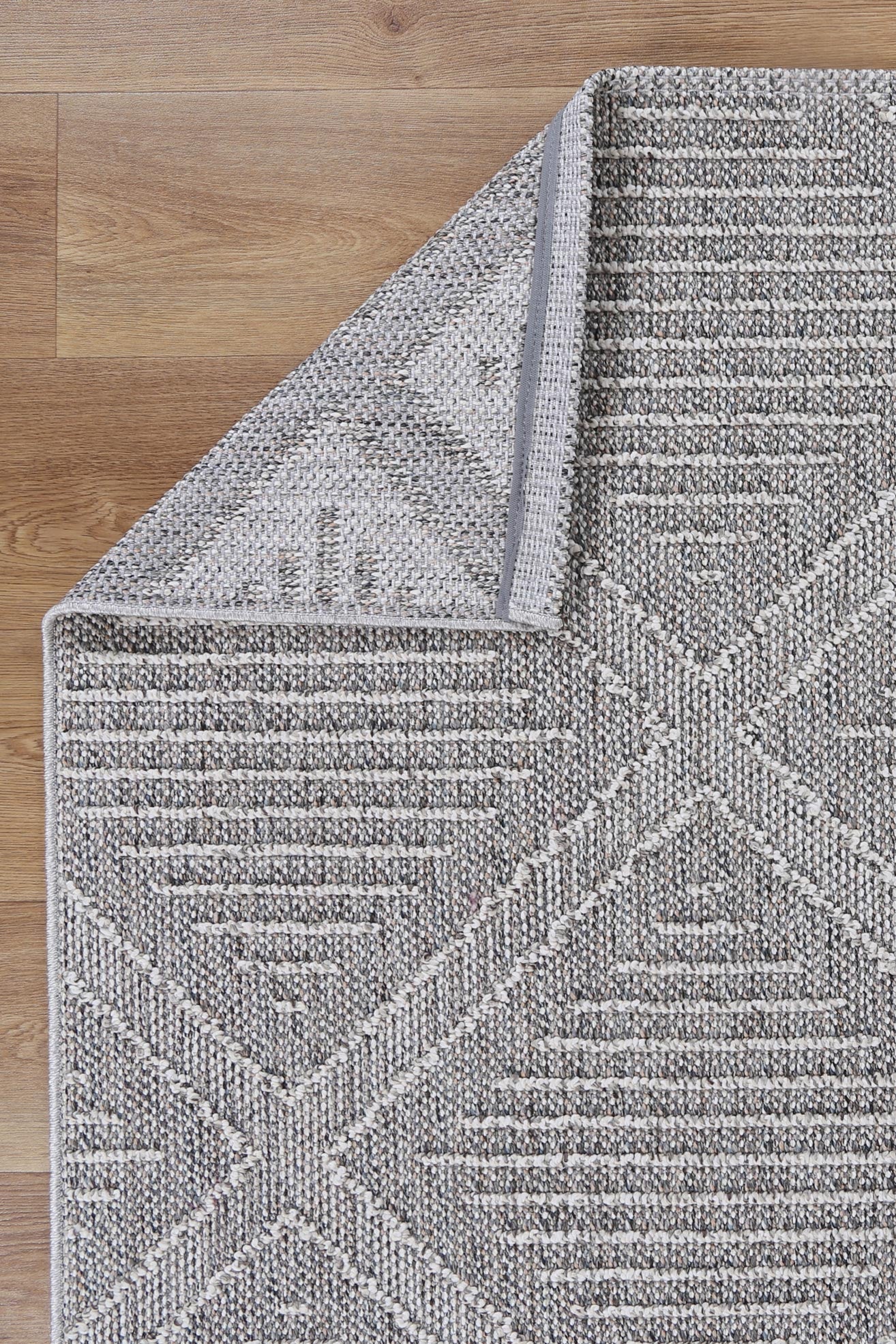 Torrelle Vouza Grey Geometric Flatweave Rug
