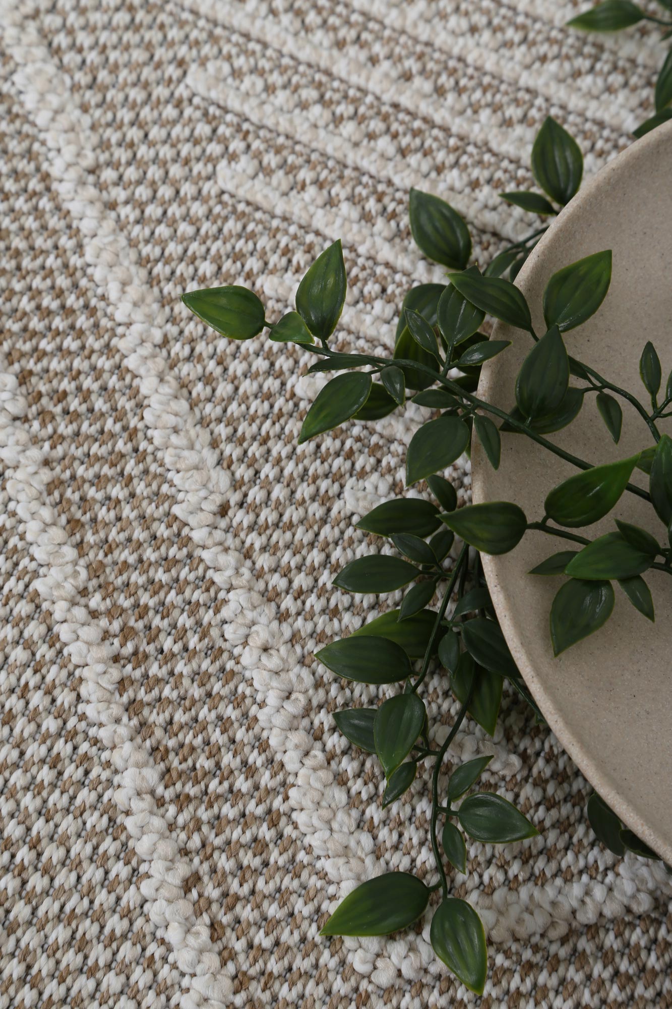 Torrelle Kenilorea Beige Geometric Flatweave Rug