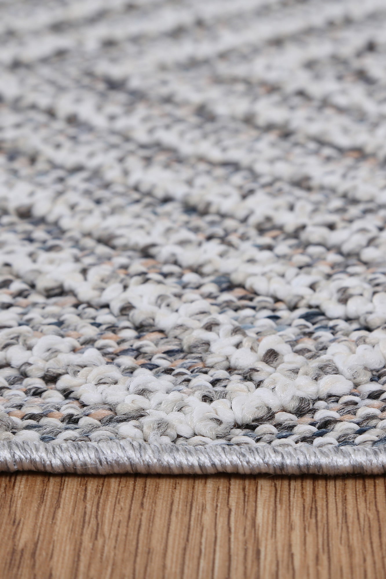 Torrelle Menapi Ash Geometric Flatweave Rug