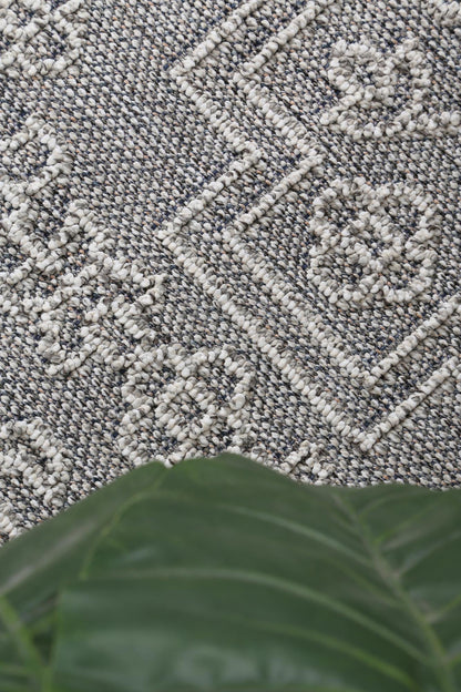 Torrelle Bule Ash Tribal Flatweave Rug