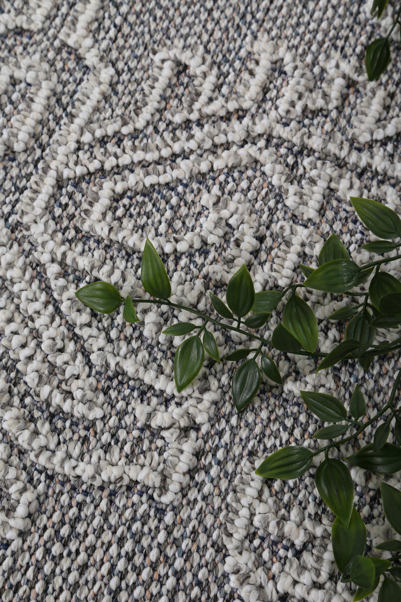 Torrelle Bule Ash Tribal Flatweave Rug