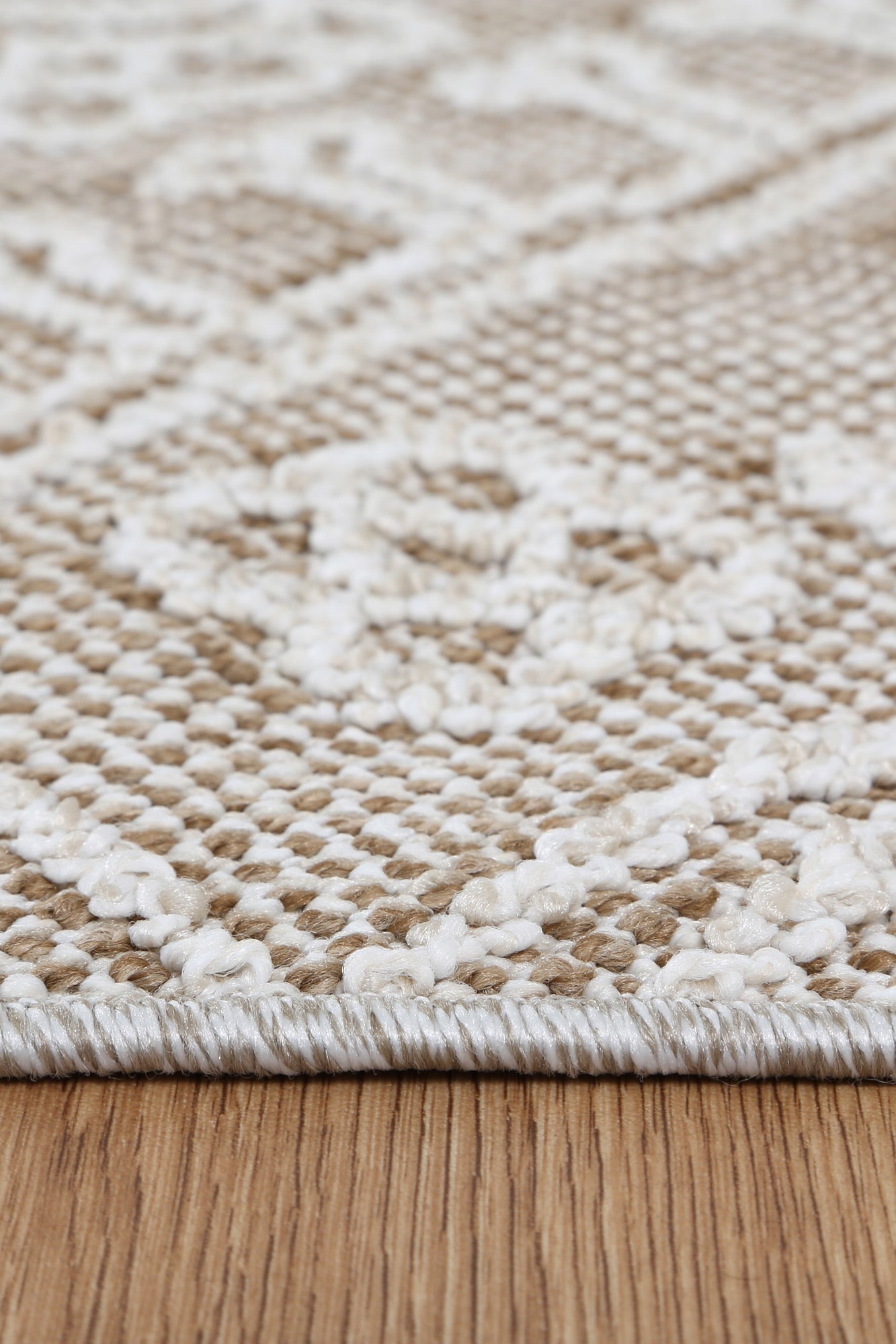 Torrelle Waita Beige Tribal Flatweave Rug