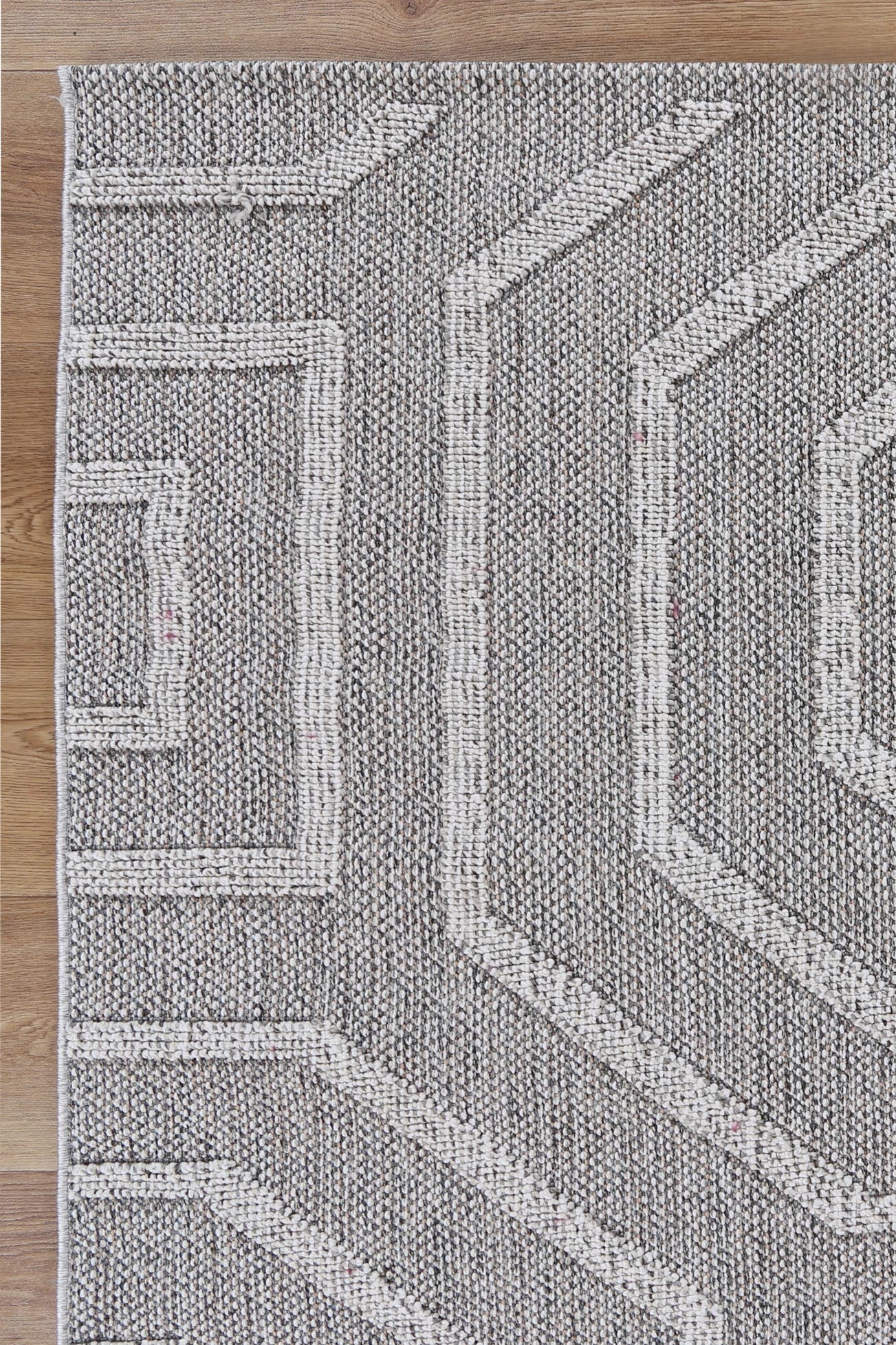 Torrelle Suri Ash Geometric Flatweave Rug