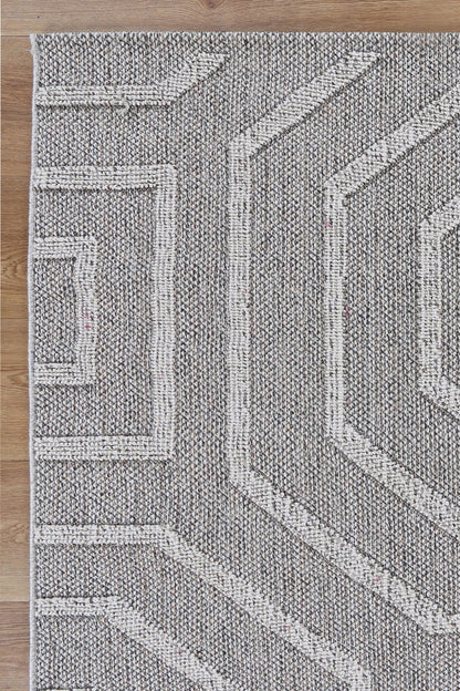 Torrelle Suri Ash Geometric Flatweave Rug