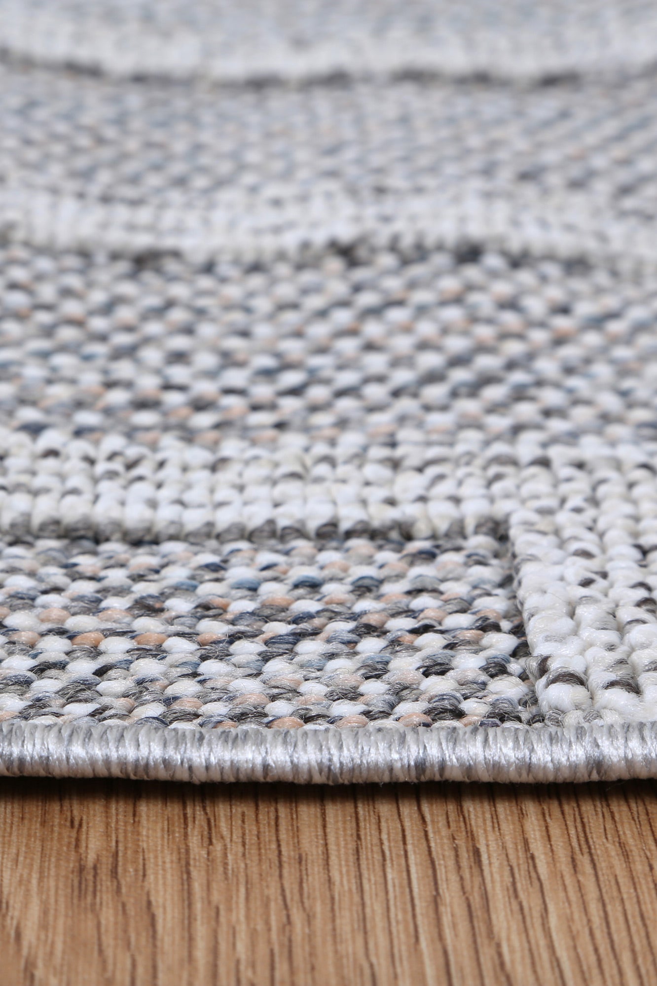 Torrelle Suri Ash Geometric Flatweave Rug