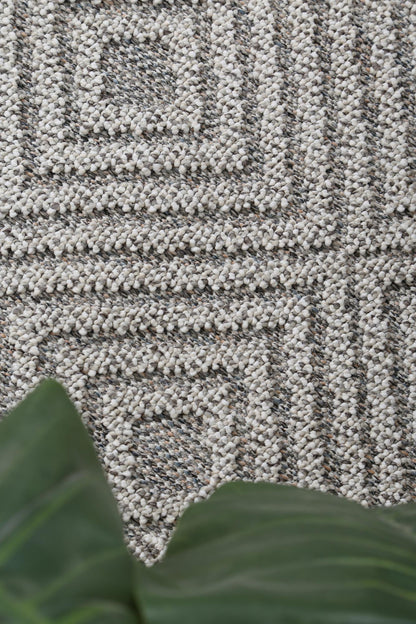 Torrelle Walasi Ash Geometric Flatweave Rug