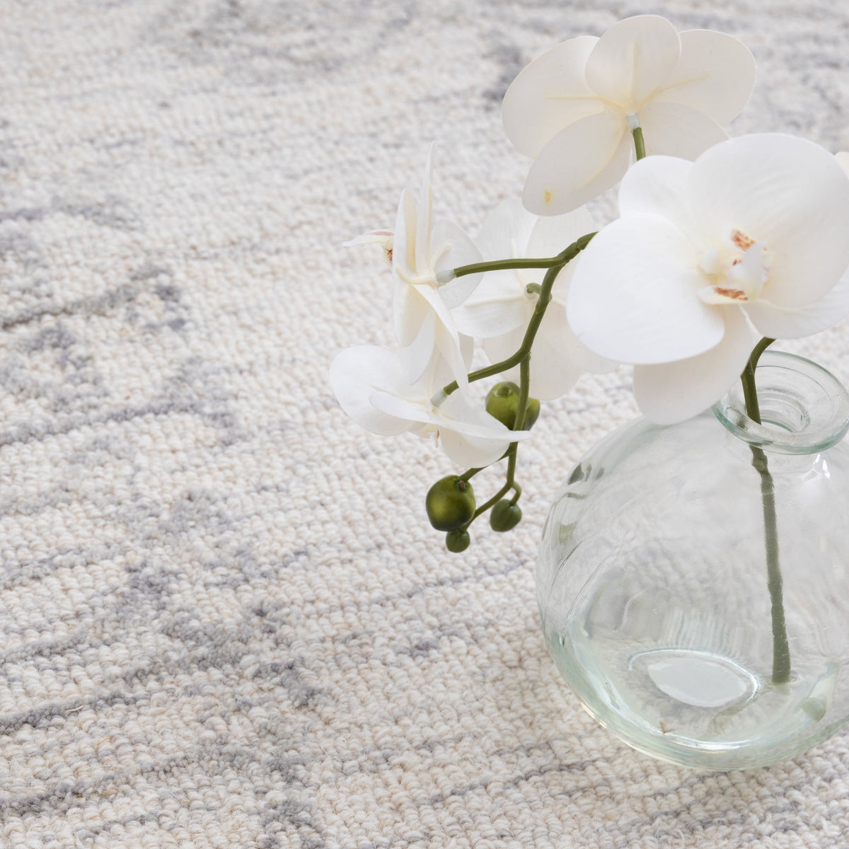 Laurel Orient Ivory Wool Rug