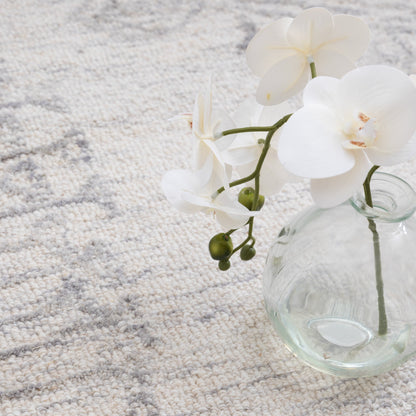 Laurel Orient Ivory Wool Rug