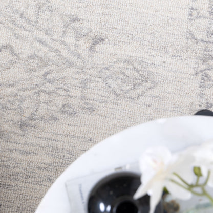 Laurel Orient Ivory Wool Rug